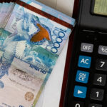 Деньги и калькулятор