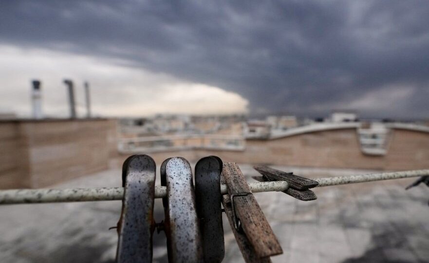 Министр экологии опроверг слухи о кислотных дождях и «закипании» Каспия